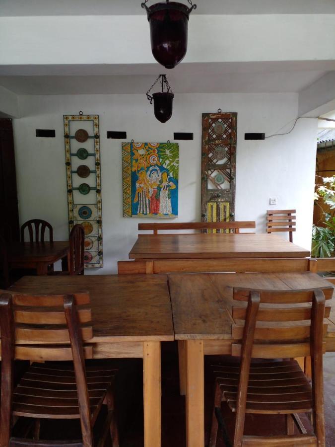 Traditional Kandyan House Exteriör bild